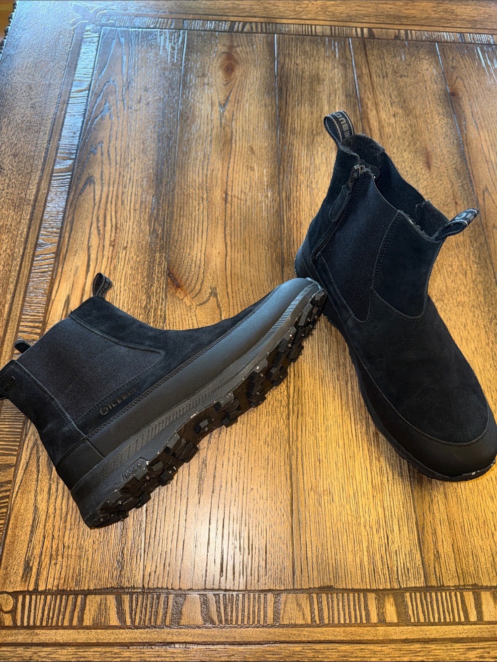 Icebug Boda BUGrip Black Suede Men’s Ice Boots with Rugged Grip Studded Sole